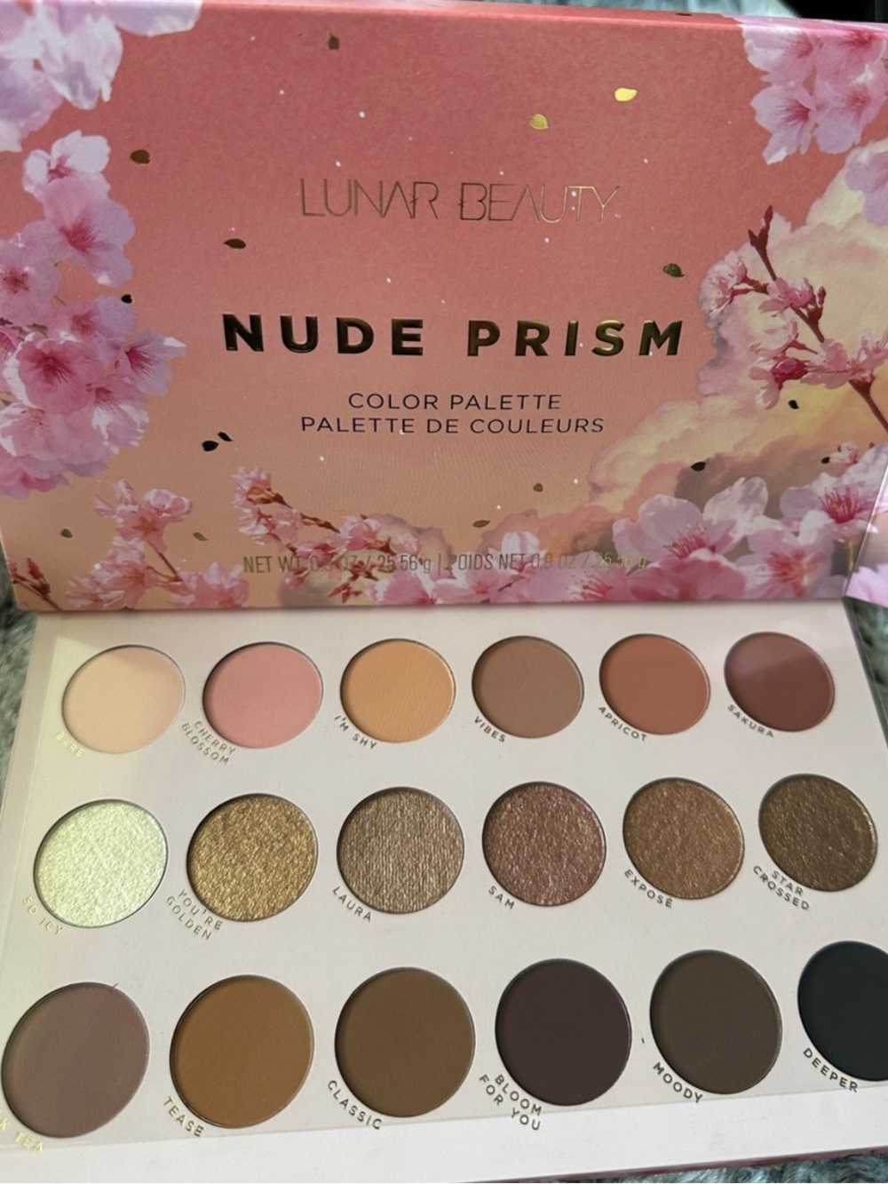 Nude Prism Eyeshadow Palette